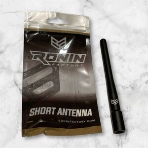 RONIN 4” SHORT ANTENNA FOR CHEVY SILVERADO & GMC BLACK NEW